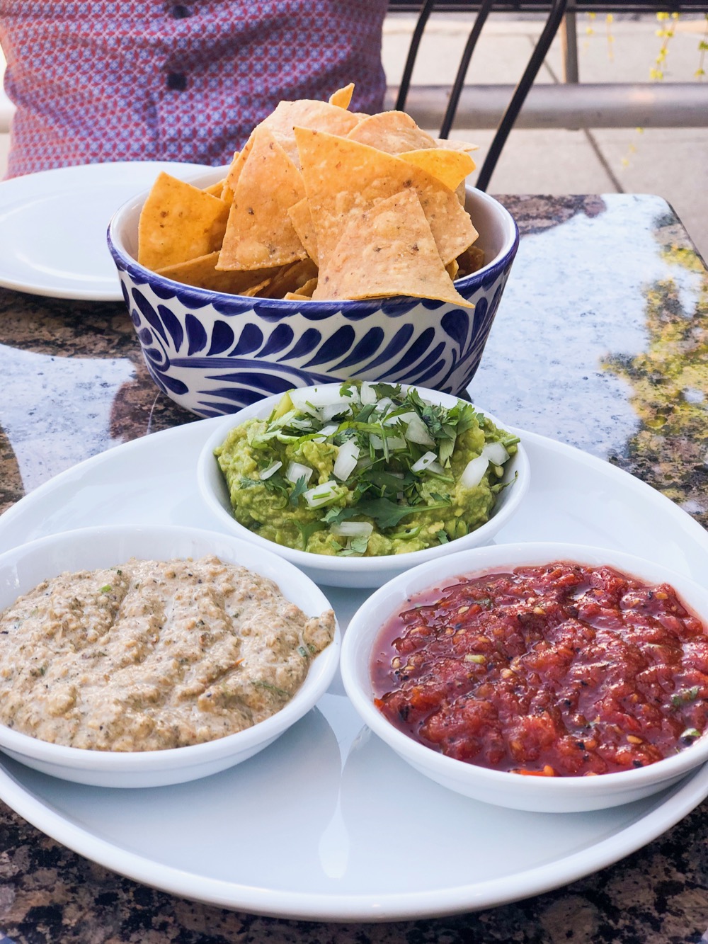 Dos Urban Cantina's amazing chips and dips