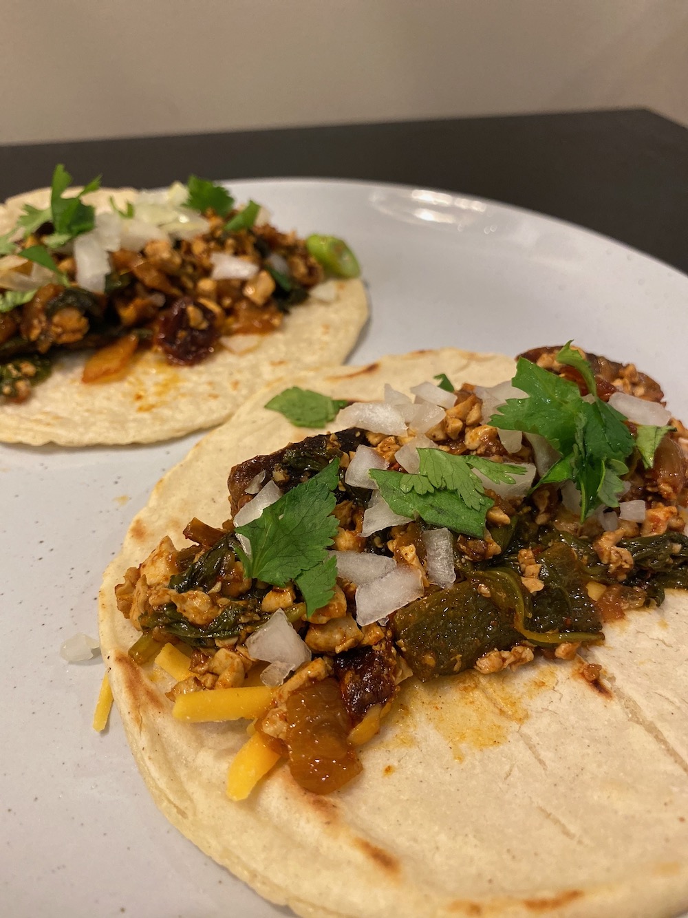 Your tofu crumble veggie tacos are ready!